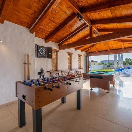 Suzanne Vila Banjole